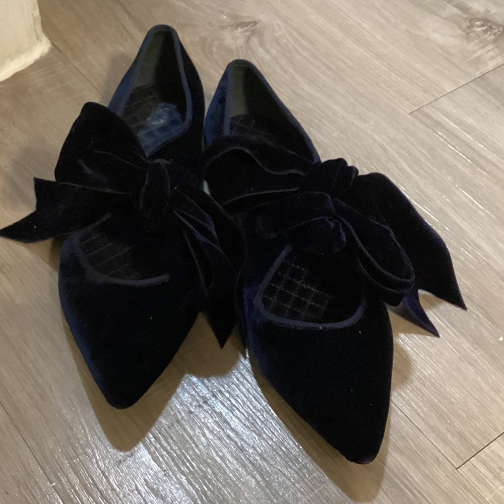 Tory Burch Velvet Bow Flats in Midnight Blue